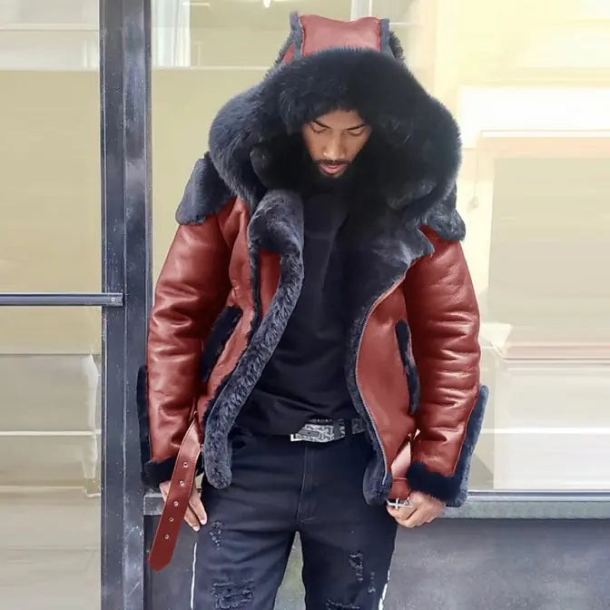 Chaqueta corta con capucha de piel sintética para hombre