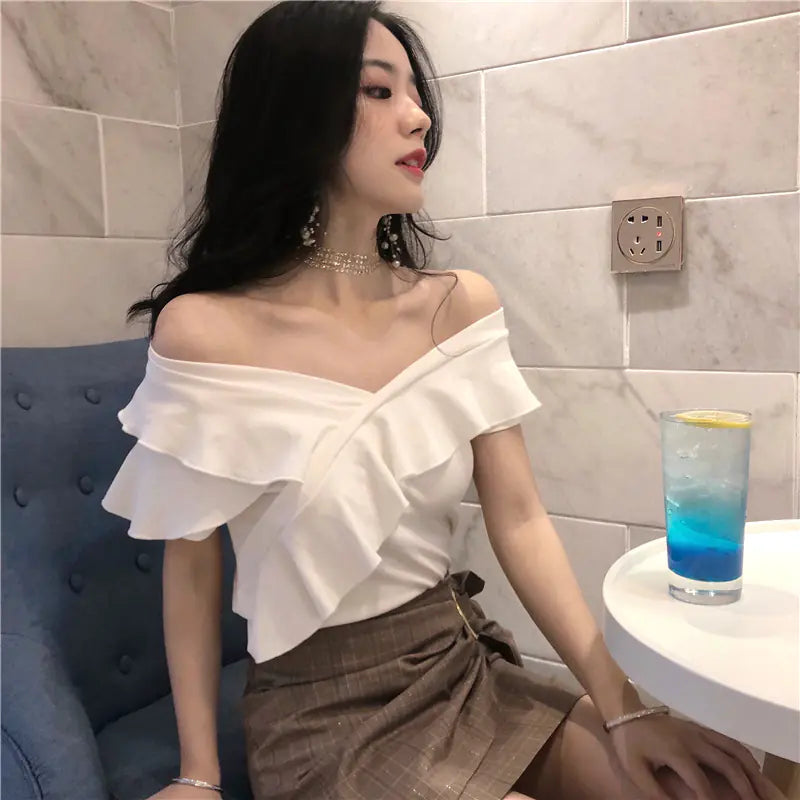 Camiseta de verano con cuello en V y hombros descubiertos para mujer