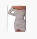 Vestido ajustado de manga larga con hombros descubiertos - Vant