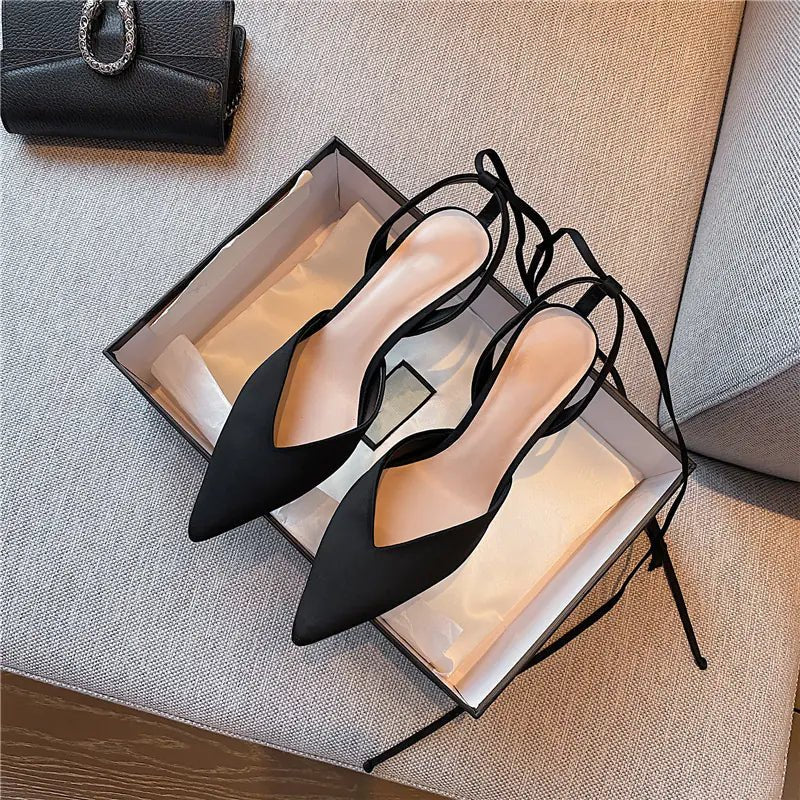 Zapatos de mujer de punta fina, boca baja y tacón fino - Vant